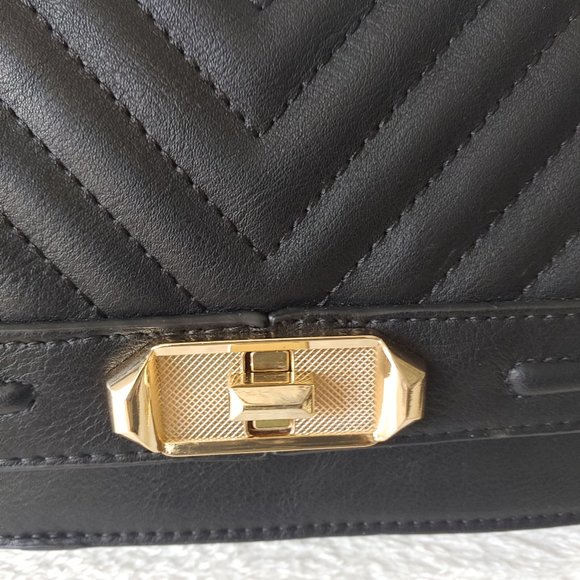 NWT ALDO Black Chevron Quilted Purse Shoulderbag Crossbody Turnlock - Picture 6 of 12